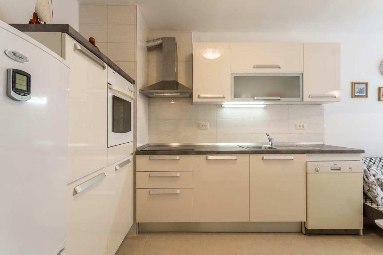 Modern Apartment Near The Beach And Center Of Split Exterior foto
