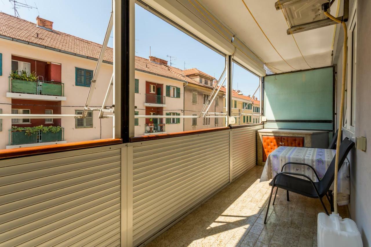 Modern Apartment Near The Beach And Center Of Split Exterior foto